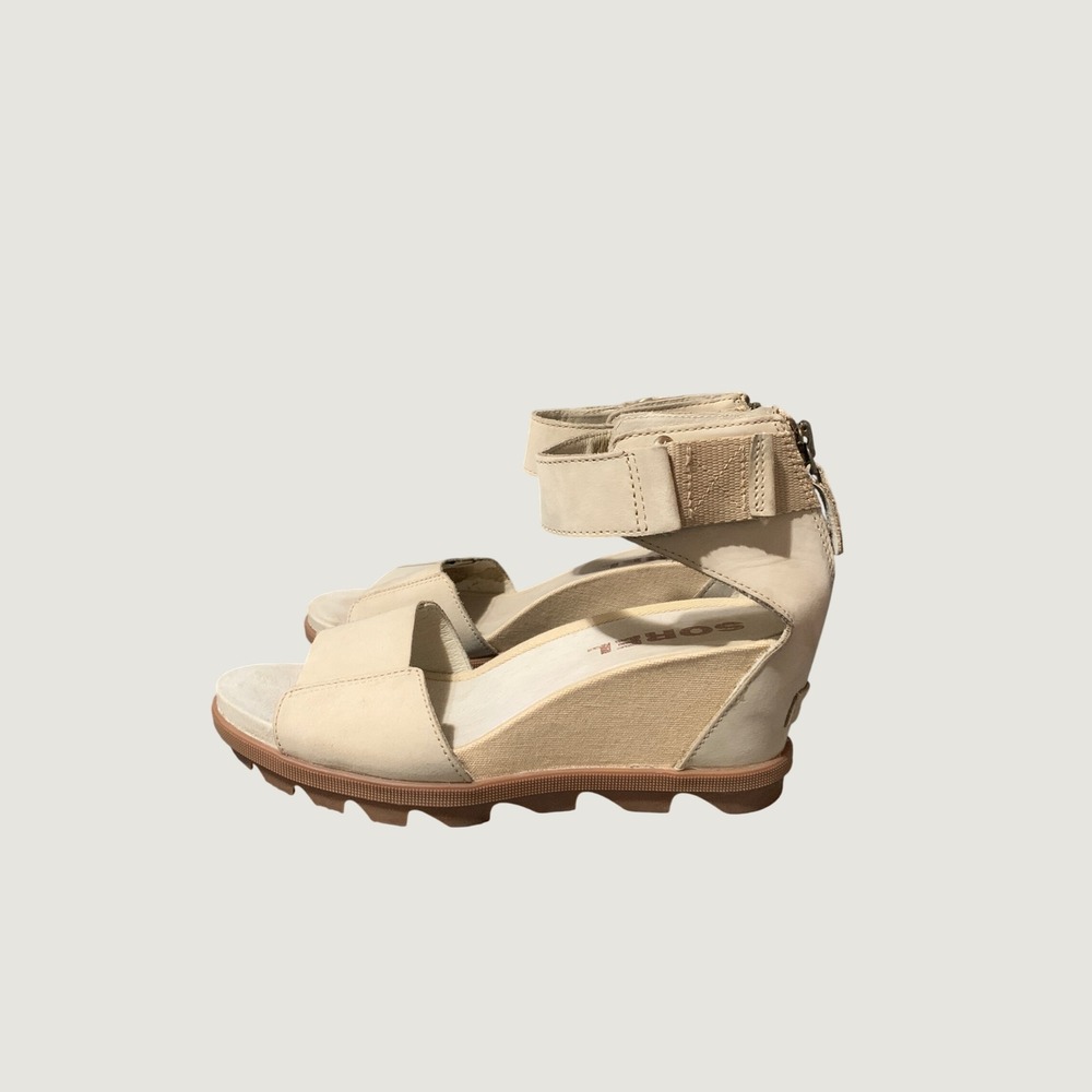Sorel Wedge Sandal Womens 8.5 Joanie II Oatmeal Beige Leather Ankle Strap